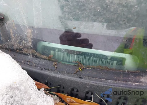 2006 Chevrolet Silverado 1500 Work Truck z USA, uszkodzony, nr VIN 3GCEC14V86G141492